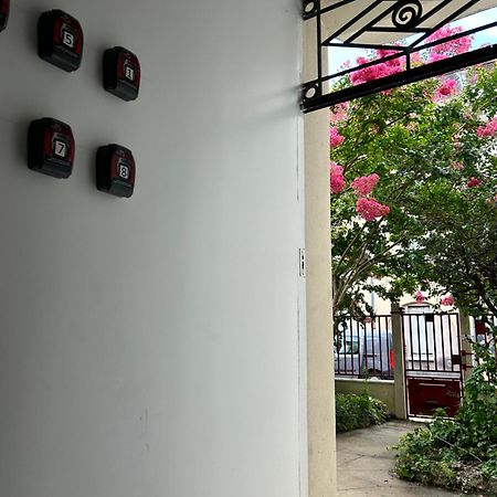Studio 21M2 Equipe Et Meuble Centre Ville Massy 메시 외부 사진