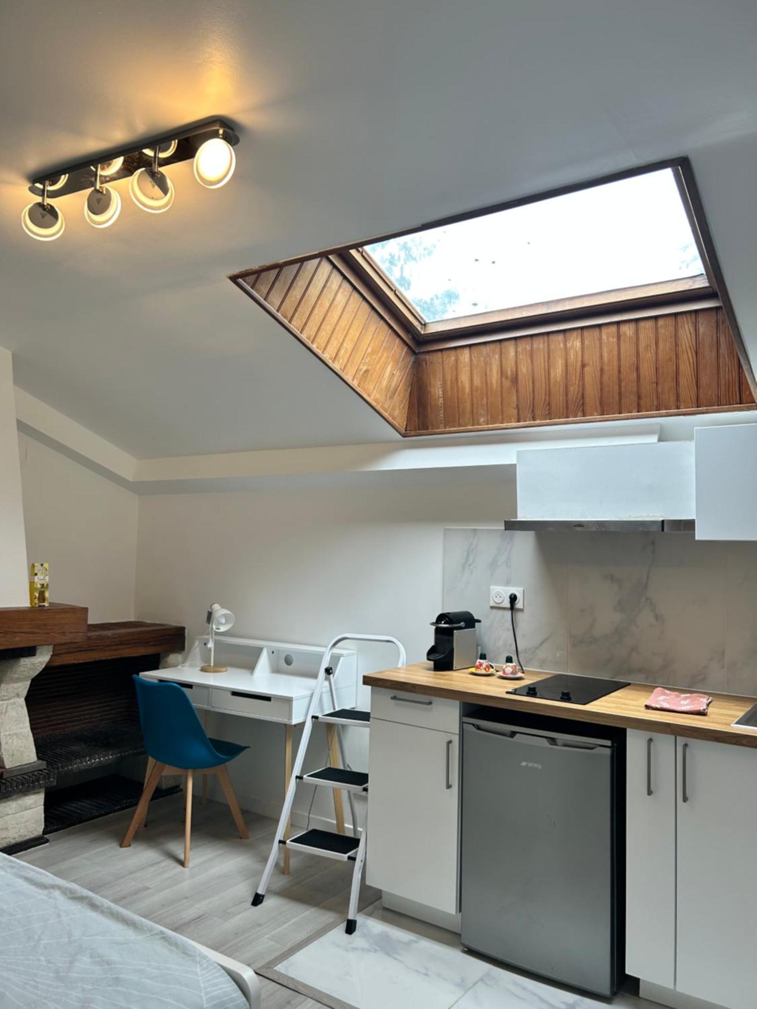 Studio 21M2 Equipe Et Meuble Centre Ville Massy 메시 외부 사진